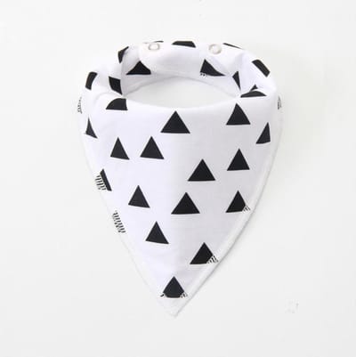 Jumada's - Slabbetjes - Slabber - Bandana - Driehoek - Driehoekjes - Wit - Zwart - Baby - Babykamer - Kraamkado - Uitzetlijst baby - Jumada slabber