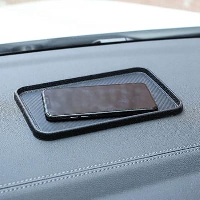 Anti Slip Mat voor Auto Dashboard met Telefoonhouder - Siliconen Pad voor Sleutels - Dashboard Lade voor Mobiele Telefoon