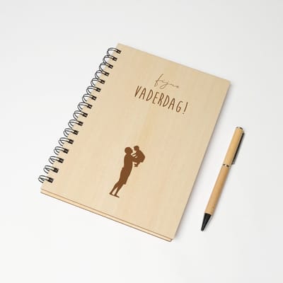 Notitieboek A5 - Luxe balpen - Vaderdag cadeau - Cadeau papa - Cadeau vader - Papa cadeau - Schrijfboek - A5 notitieboekje - FIJNE VADERDAG - kerstcadeau man - kado papa - kerst