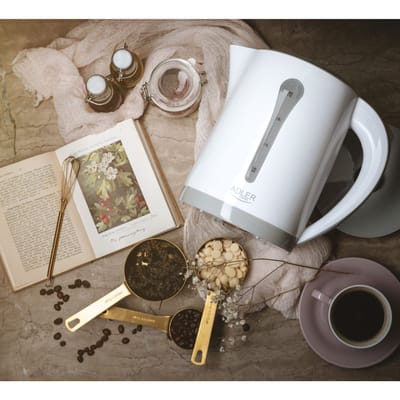 Waterkoker Adler 2,5L Wit, 2200 W, veilig met automatische uitschakeling, roterende basis 360 °