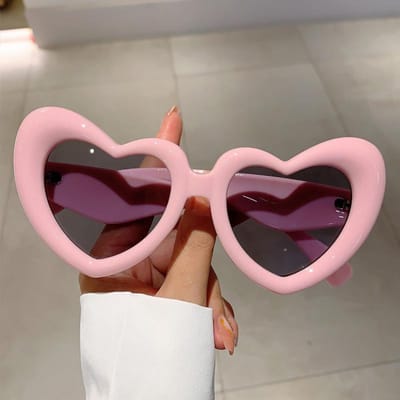 Y2K Oversized Premium Designer Liefdeshart Zonnebril Voor Vrouwen Voor Voor Mannen Trend Zonnebril Punk Roze Tinten Retro Stijl Candy Vision Wear