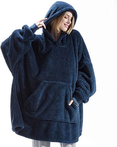 Winter Hooded Sweater Blanket - Hooded Cozy Blanket - Warme dikke hoodie-jas - Superzachte pluche hooded blanket - Warme sweatshirt-deken met mouwen en zakken - Home Lounging hoodie-deken - Geschikt voor volwassenen, mannen, vrouwen en tieners