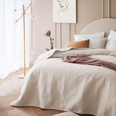 Famanu - Luxe sprei 240x260 cm crème, stijlvolle quilt woondeken