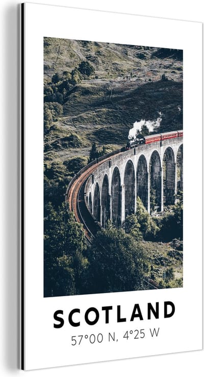 Wanddecoratie Metaal - Aluminium Schilderij Industrieel - Schotland - Trein - Brug - 120x180 cm - Dibond - Foto op aluminium - Industriële muurdecoratie - Voor de woonkamer/slaapkamer