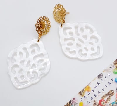 Jeannette-Creatief® - Resin - Barok Ruit Wit - Filigraan - Witte Oorbellen - Oorbellen - Oorbellen Dames - Resin Oorbellen