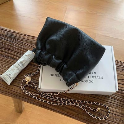 Populaire damestas, effen kleur, niche schoudertas, Hundred Chain crossbody, Cloud Bag, kleine tas zwart
