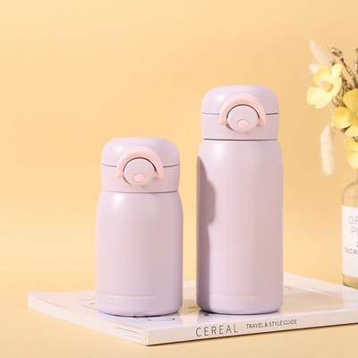 Thermosbeker van roestvrij staal 304 met elastische deksel met één knop, voor in de auto, voor studenten om uit te drinken. Eenvoudige en modieuze waterbekers.