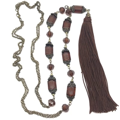 Behave ketting - lange ketting met kwast en hanger - bruin - 95 cm