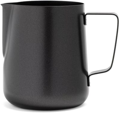 Melkkannetje Opschuim - 550ml - Essentials – Zwart – RVS – Melkopschuimkan – Melkkan – Espressomachine - Barista Essentials