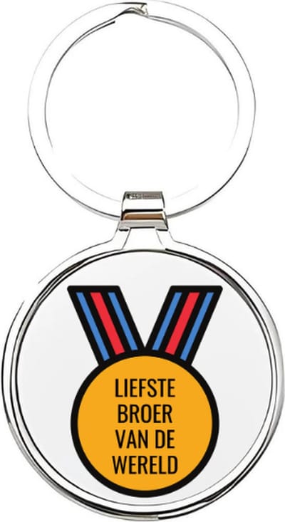 Akyol - liefste broer van de wereld Sleutelhanger - Broer - broers - broer sleutelhanger - broers sleutelhanger - sleutelhanger voor je broer - familie sleutelhanger - verjaardagscadeautje - broer cadeau - brother - broertje - 4 x 7,5 CM