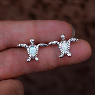 Schattige Zee Schildpad Stud Oorbellen Voor Vrouwen Mode Imitatie Blauwe Vuur Opaal Schroefsluiting Oorbellen Voor Vrouwen Bruiloft Band Sieraden Cadeaus brown