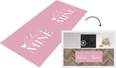 Keukenloper - Loper keuken - 'She is mine' - Quotes - Spreuken - Roze - 120x50 cm - Keukenloper vinyl