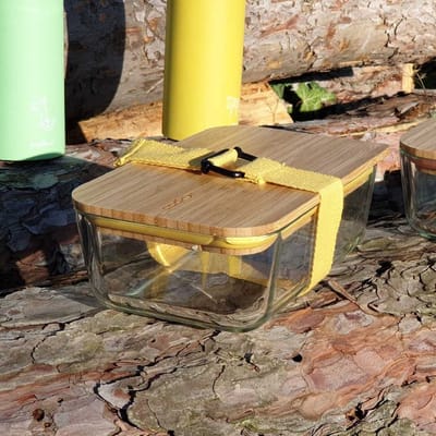 Cookut lunchbox uit glas met bamboe deksel en riem geel