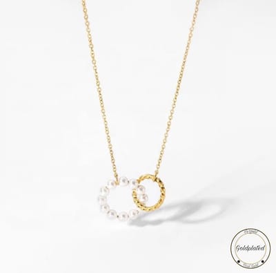 Soraro Double Ring Ketting | Golplated | Goudkleurig | Gevlochten Rondje | Parel Rondje | Dames Ketting | Vrouwen Ketting | Elegante Ketting | Cadeau Voor Haar