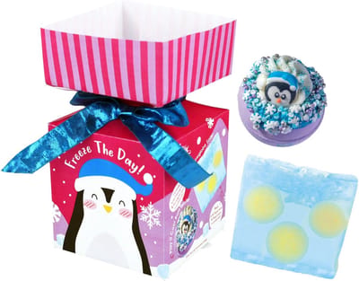 Freeze the Day Mini Cracker cadeau set (bruisbal + zeep)