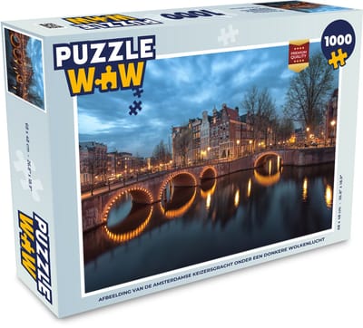Puzzel Afbeelding van de Amsterdamse Keizersgracht onder een donkere wolkenlucht - Legpuzzel - Puzzel 1000 stukjes volwassenen