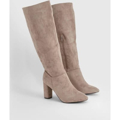 boohoo Dames Wide Fit Nep Suede Blockhiel Kniehoge Laarzen | Taupe | Maat: 38