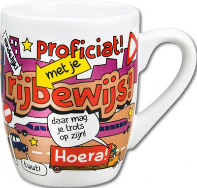 Mok - Snoep - Proficiat met je rijbewijs - Cartoon - In cadeauverpakking met gekleurd krullint