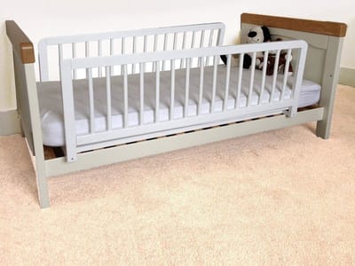 Safetots Dubbelzijdig Houten Bedrekjes, Wit, 38cm H x 110cm Breed