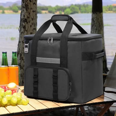 Grote Geïsoleerde Koelbox van 40L voor Kamperen, Picknicken en Wandelen - Regenbestendig en Met Verstelbare Riem voor Koude Dranken op Het Strand