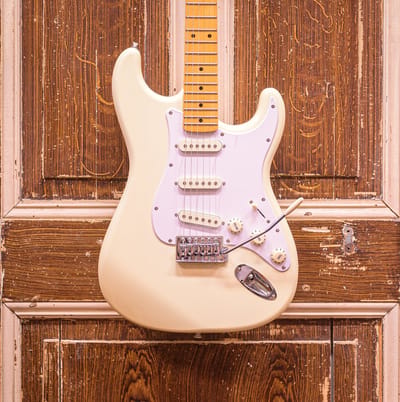 Elektrische gitaar SX VTG Series SST57-VWH Vintage Wit incl. tas