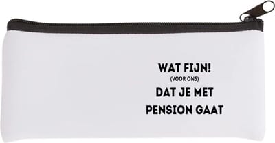 Akyol - wat fijn (voor ons) dat je met pensioen gaat Etui - Quotes - iemand die met pensioen gaat - collega's - werknemers - verjaardagscadeau - verjaardag - cadeau - afscheidscadeau - geschenk - leuke cadeau - kado - gift - 20 bij 9 cm