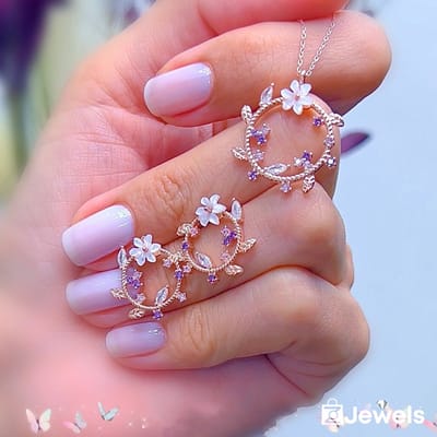 OZ Jewels Roségoud Gekleurde Zilveren Ketting- en Oorbellen set met Cirkelvormige Magnoliadesign - Accessoires - Liefdessieraden - Liefdesketting - Love Ketting - Love Oorbellen - Valentijnsdag - Moederdag - Ketting Meisje