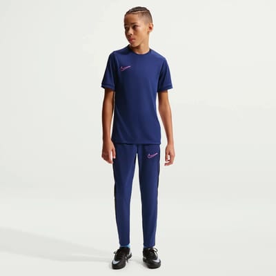 Nike Academy Shirt Kids – Voetbalshirt voor Kinderen met Dri-FIT Technologie – Ademend Sportshirt voor Training, Wedstrijd & Gym