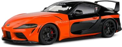 Toyota GR Supra 2024 schaal 1:18 oranje/zwart