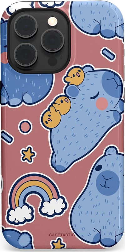 Casetastic Hoesje Geschikt voor Apple iPhone 15 Pro Max Magsafe - Stijlvolle Beschermende Duo-layer Case - Capibara knuffelvriend