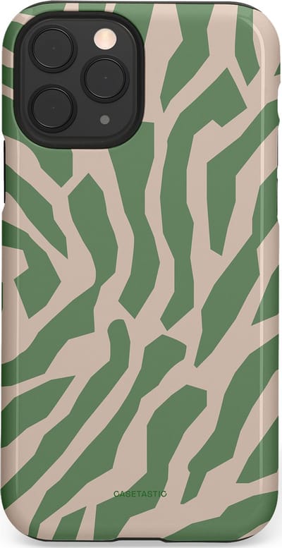 Casetastic hoesje geschikt voor Apple iPhone 11 Pro - Dubbellaagse bescherming - Groen Gras tussen het Zand - Fashion Case - Saliegroen Zand Zilver