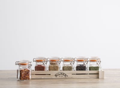Kilner – Houten kruidenrek inclusief 6 kruidenpotjes – voor het bewaren van kruiden – 35.5 x 9 x 10 cm