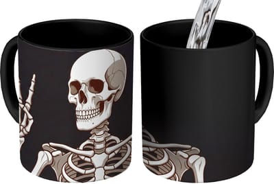 Magische Mok - Foto op Warmte Mokken - Koffiemok - Skelet - Peace - Zwart - Magic Mok - Beker - 350 ML - Theemok