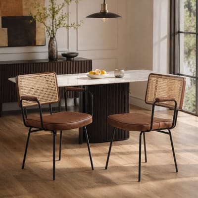 Eetkamerstoelen Set Van 2 - Eetkamerstoel - Eetkamerstoelen - Gewatteerde zitting - Massief houten frame - Met armleuningenl - PU - Metalen stoelpoten - Modern Design - Bruin