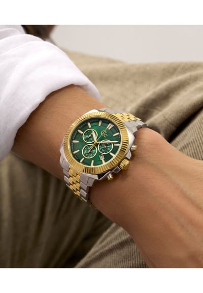 Gc Gc Flair Coussin Chrono Metal Quartz Chronograafhorloge Zilverkleurig En Goudkleurig Kast Gemaakt Van 100% Roestvrij Staal En Een Armband Van 100% Roestvrij Staal 44 Z46001G2MF, Z46002G9MF, Z46005G7MF