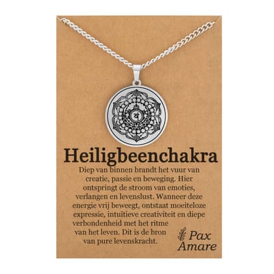 Heiligbeen Chakra (Svadhisthana) Ketting op Cadeau Kaartje - Zilverkleurig Talisman - Roestvrij Staal - Spiritueel Cadeau - 60cm - Pax Amare