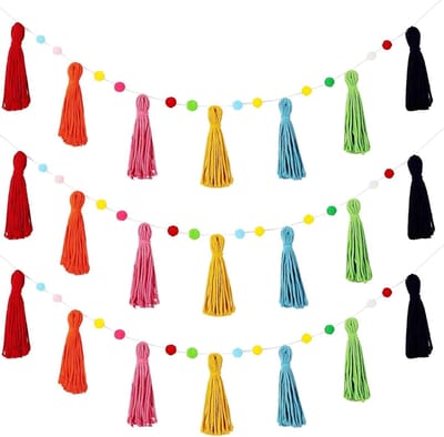 Kleurrijke Regenboog Pom Pom Kwastjes, 1,3 m Wanddecoratie in Boheemse Stijl voor Kinderen, Feestdecoratie en Klasversiering, Set van 3 Stuks