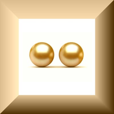 Prachtige 14 karaats gouden oorstekers met gouden parels