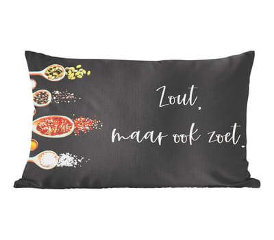 Sierkussens - Kussentjes Woonkamer - 60x40 cm - Spreuken - Koken - Zout, maar ook zoet - Quotes - Specerijen
