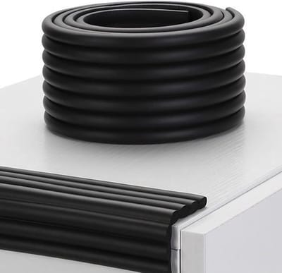Zachte Schuim Hoekbescherming voor Meubels, Bed en Bureau - Zelfklevend, 2 Meter Lang, Zwart