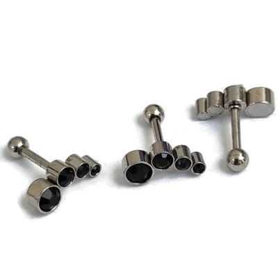 Aramat Jewels | Piercings | Helix Tragus Piercing met Zwarte Steentjes | | | |10mm | Staal | Volwassenen | Verkleurd niet
