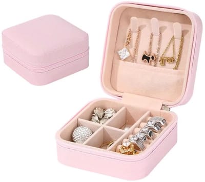 BukkitBow - Juwelendoos - Sieradendoos voor Vrouwen - Sieradenhouder Draagbaar - Juwelen Reisdoos / Sieraden Reisetui - 10x10x5,5cm - Roze