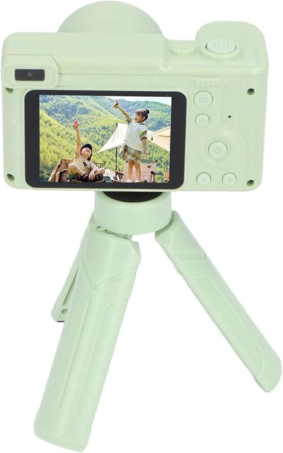 Digitale camera - Autofocus vlogcamera met statief, 2,4 inch scherm, 8x zoom, hoge definitie, dubbele lens voor en achter, reiscamera met invullicht voor fotografie (groen)