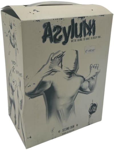asylum - second skin verpakking is beschadigd, produkt is goed