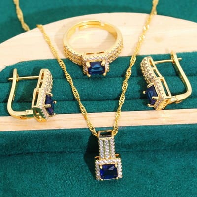 Europa en De Verenigde Staten Hot AAA Zirkoon Ketting Oorbel Dame Gouden Sieradenset beige