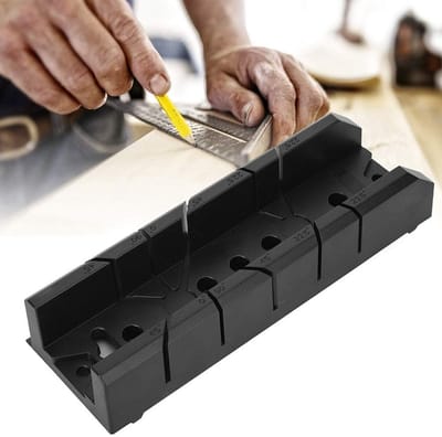 Dailygoods- Verstekzaagdoos Lichtgewicht - Snijhoek 0/22,5/45/90 - Hoogwaardig ABS - Antikras - Eenvoudig te bevestigen - Slijtvast - Zaagbak