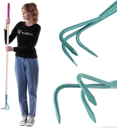 KADAX Grubber, cultivator voor dames, tuingereedschap van staal, tuinhaak met lange steel, handrubber, ergonomische bloemenklauw voor het losmaken van de vloer, bloemenhark (3 tanden, met houten steel)