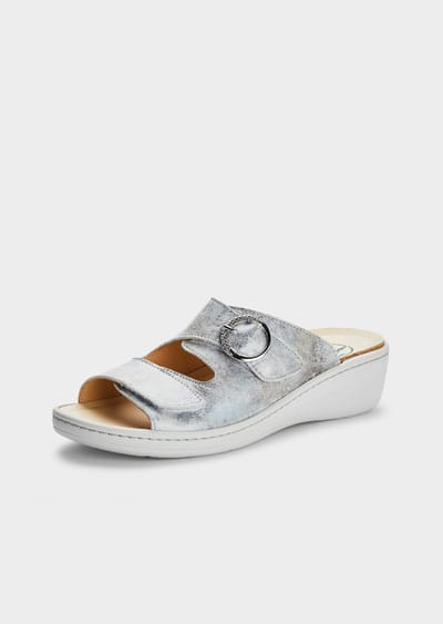 Sandalen met uitneembaar voetbed - zilverkleurig - Gr. 36 van Goldner Fashion