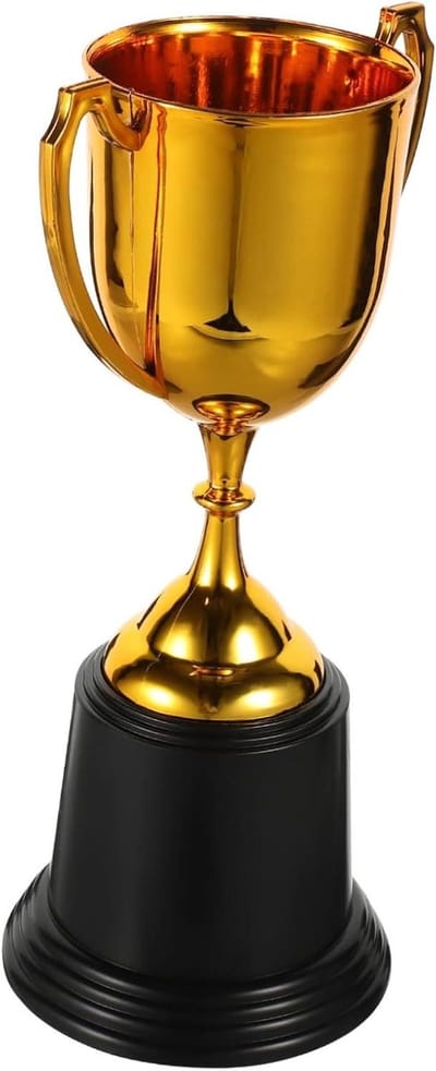 Trofee Kampioen Beker - Prijs Decoratie - Feestelijke Ceremonie - Elegante Afwerking - 22 cm Hoog - Goudkleurig