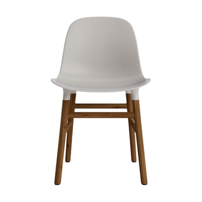 Normann Copenhagen Form stoel met houten frame - NormannCopenhagenFormWarmGrey - notenhout